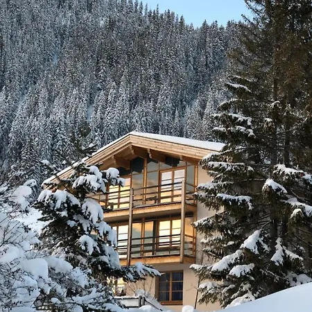 Griffin Chalet *